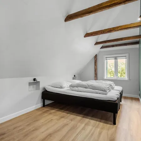 Beautiful In With Kitchen *