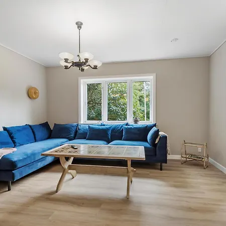 Beautiful In With Kitchen *